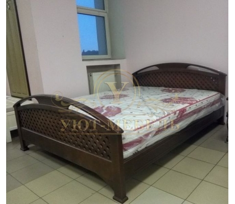 Деревянная двуспальная кровать из массива Омега сетка
