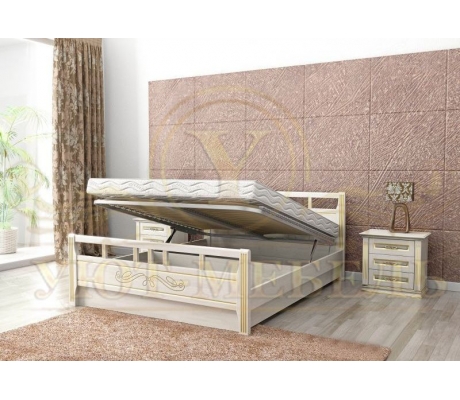 Деревянная двуспальная кровать из массива Веста